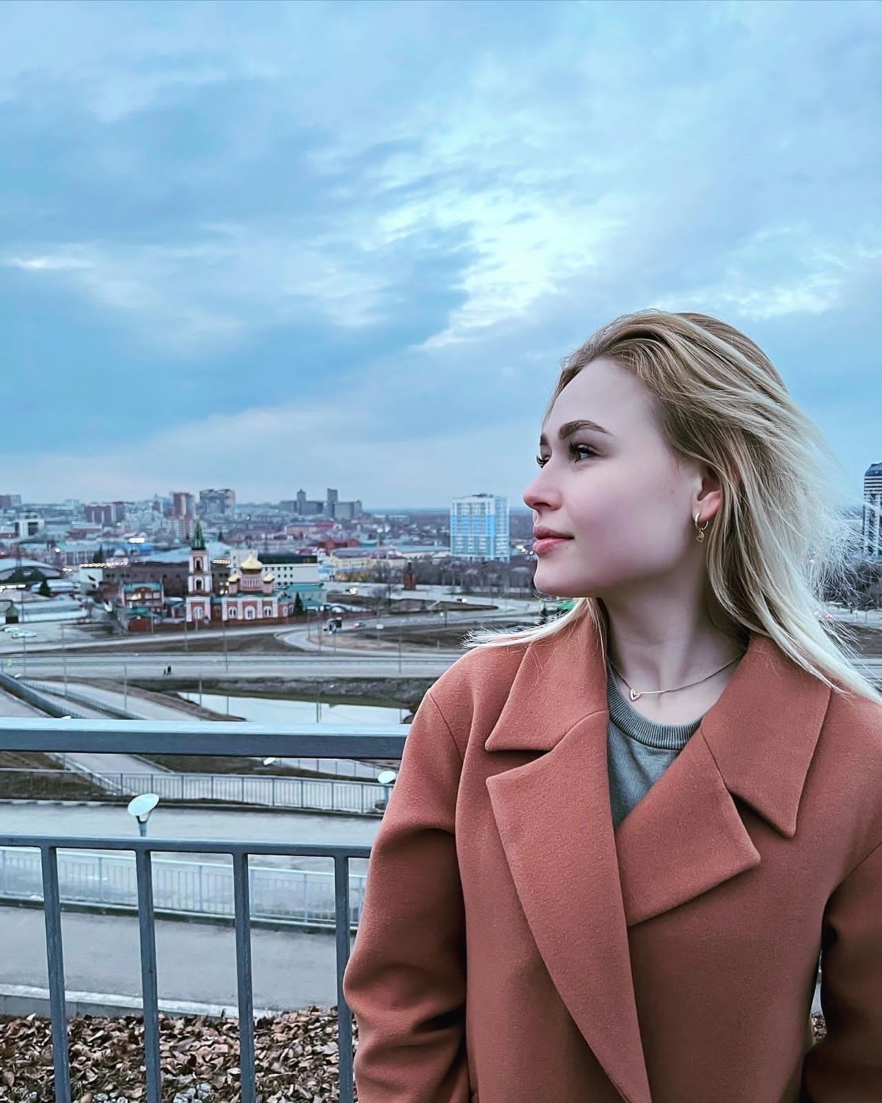 Путана Диана Блондинка c 2 размером груди у метро Академическая Санкт-Петербург Фото - 4